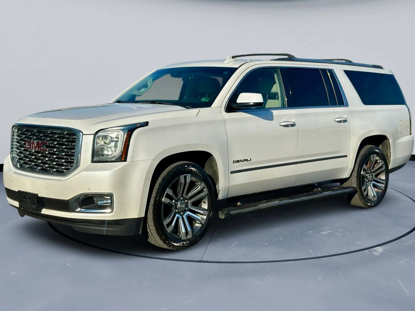 gmc yukon xl 2018 1GKS2HKJ7JR178108 image gmc yukon xl 2018 1GKS2HKJ7JR178108 image